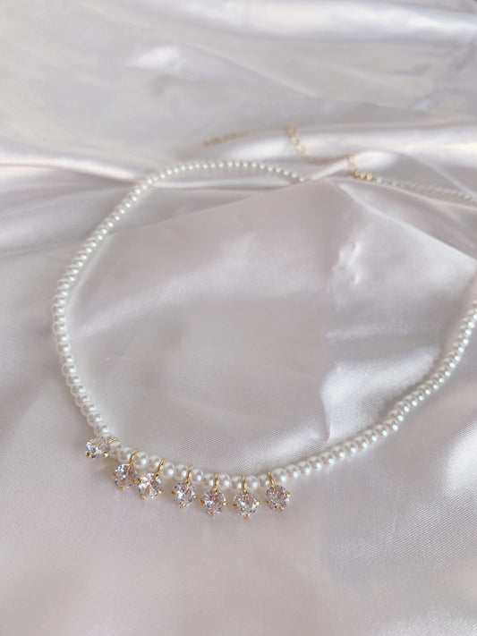 Lueur Diamond Pearl Necklace